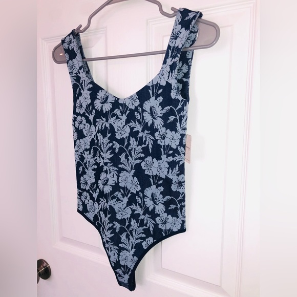 Free People bodysuit - Picture 3 of 12